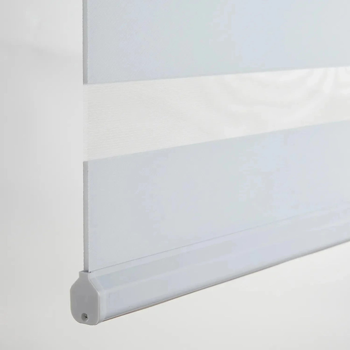 Cordless Custom Waterproof Zebra Roller Shades – Available in 5 ColorsExperience Unmatched Elegance and Functionality with Our Zebra Blinds: A Perfect Fusion of Style and Innovation! If you're planning to upgrade to motorized shades, bCordless Custom Waterproof Zebra Roller Shades –