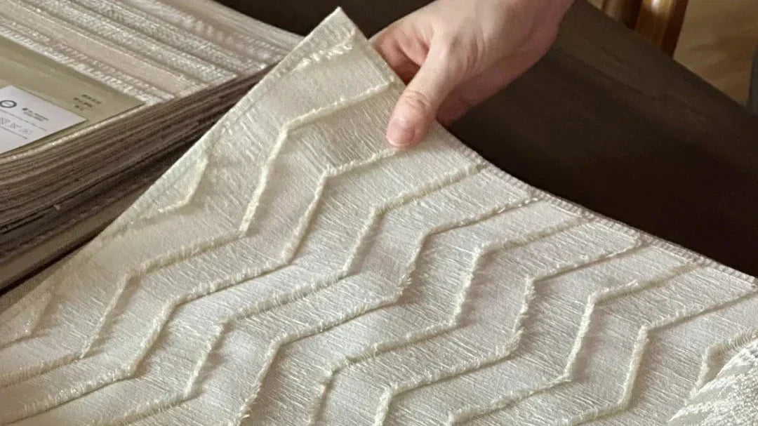 How to Evaluate the Quality of Curtain fabric & Shades Using Swatches