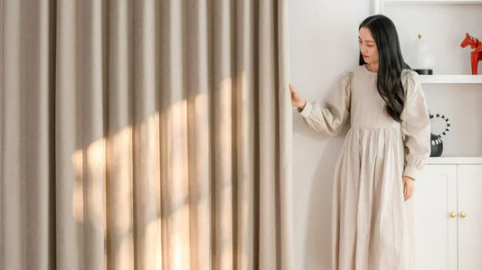 Choosing the right curtains based on room orientation for optimal light and style.best curtains for south facing windows