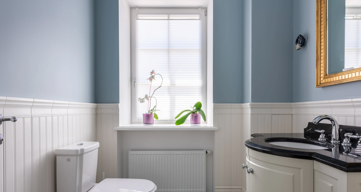 Mold-resistant waterproof kitchen and bathroom window curtains for moisture-heavy environments