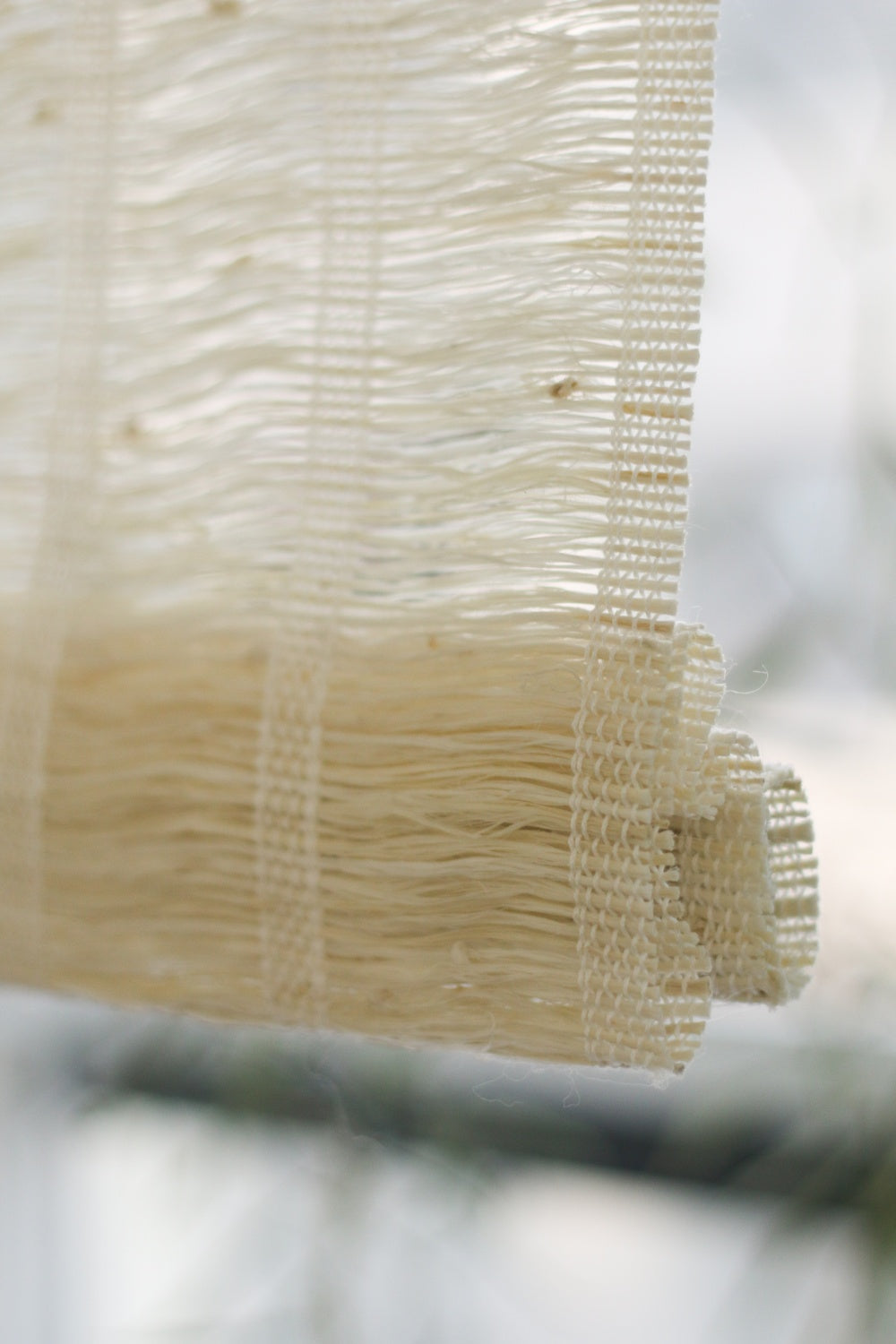 Natural almond woven wood shades made from 100% ramie fiber, breathable and mildew-resistant