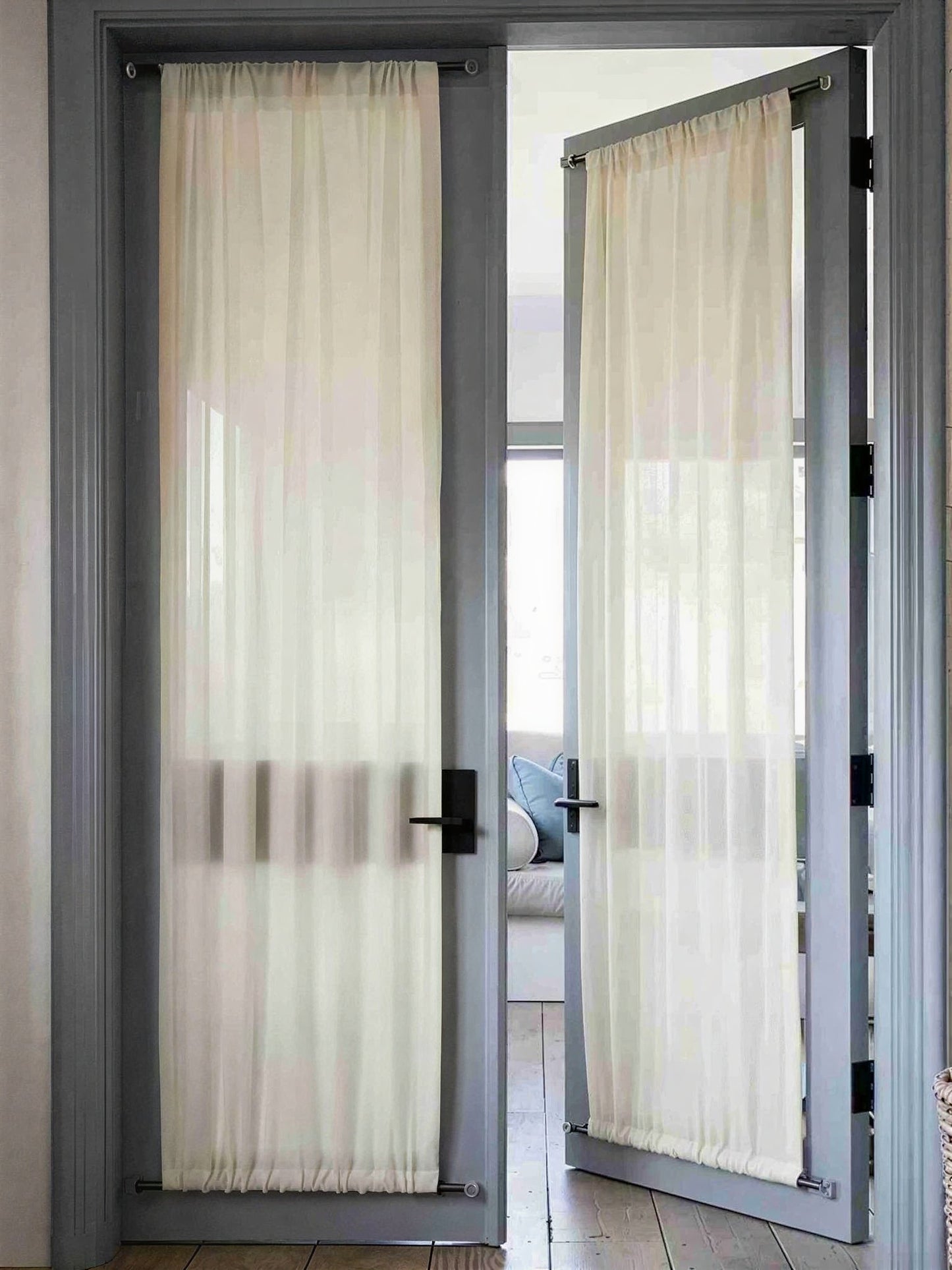 Momooda Franse deur Durtain, deur manier privacy gordijn, zelfklevende verduisterende thermische voordeur raamgordijn met tieback, 1 paneel, lichtgrijs, 86 x 203 cm Momooda Franse deur Durtain, deur manier privacy gordijn, zelfklevende verduisterende thermische voordeur raamgordijn met tieback, 1 paneel, lichtgrijs, 86 x 203 cm