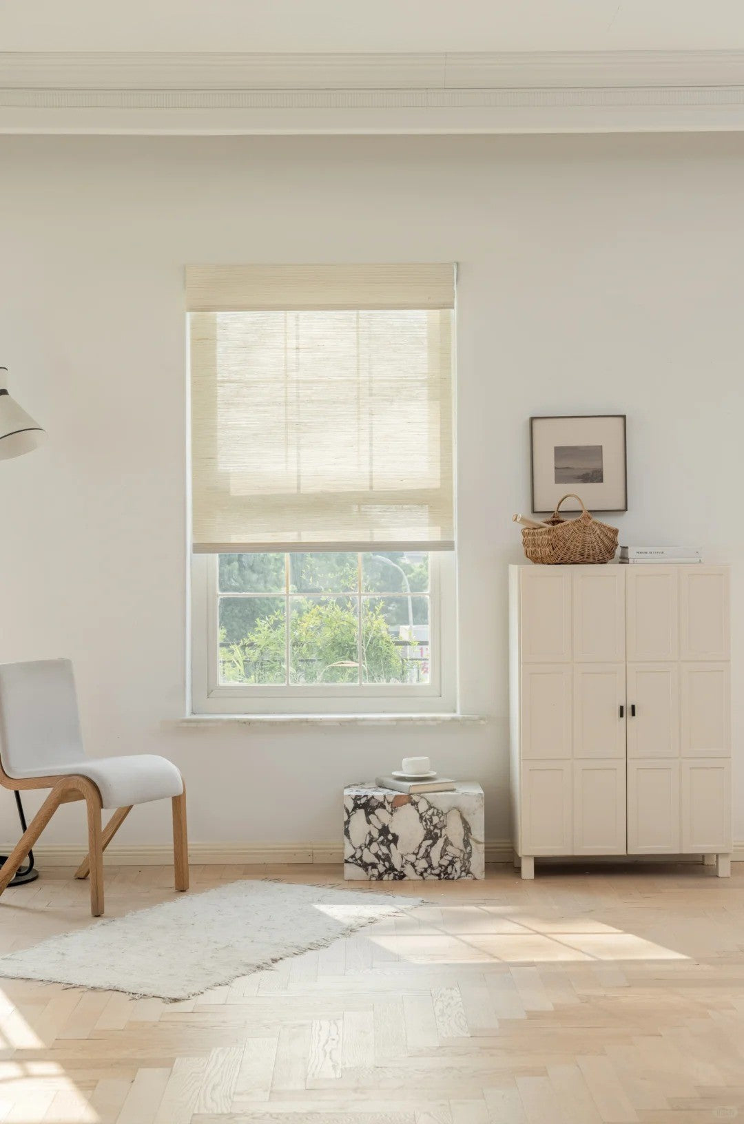 Creamy white natural ramie woven wood shades with fine texture and mildew resistance